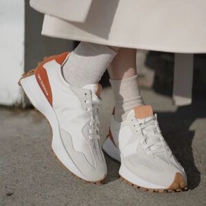 New Balance 327 W-10/M-8.5 Running Sneakers, Sea Salt With Rost Oxide